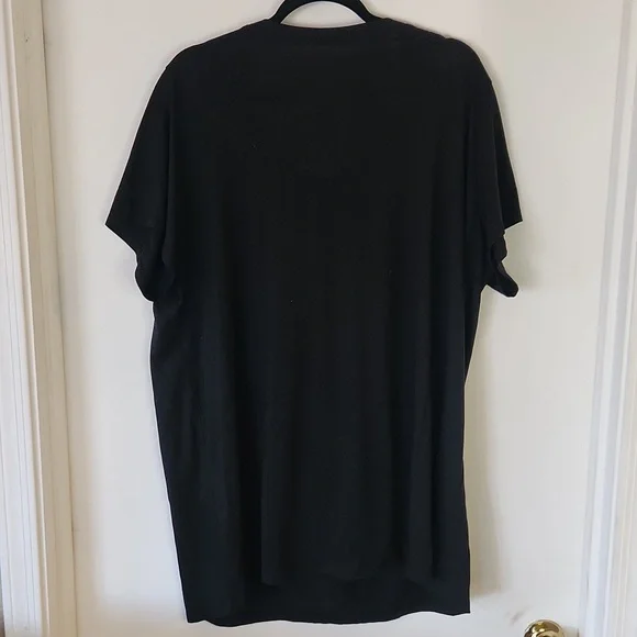 NWT Torrid short sleeve t-shirt The Devil wears Prada - Picture 2 of 5